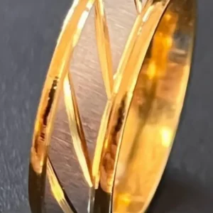 Bague Horizon Gold – L'élégance au quotidien